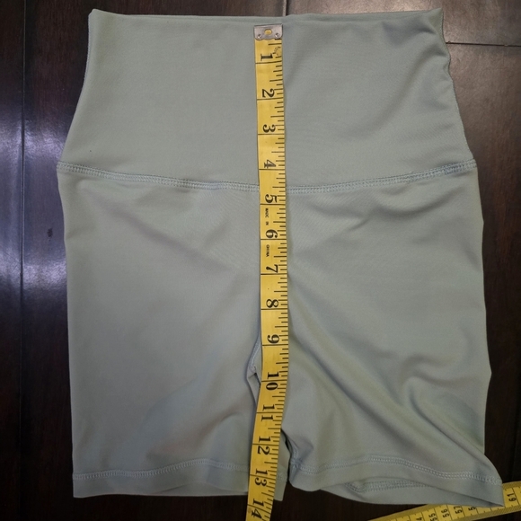 NWT Biper Shorts Mint Green Workout Biking Yoga Size Small - Picture 6 of 10
